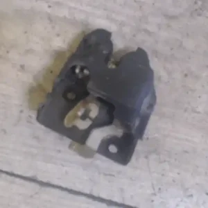 Végkiárusítás DAEWOO KALOS Csomagtérajtó zárszerkezet 4 ajtós bontott alkatrész