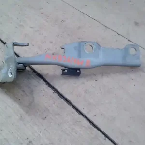 Újdonság DAEWOO KALOS Motorháztető jobb zsanér bontott alkatrész