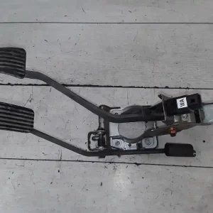 Rendeld meg most DAEWOO KALOS Pedálbak bontott alkatrész