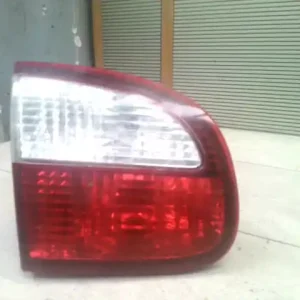 Akciós ár DAEWOO LANOS -01 Bal belső hátsó lámpa 5 ajtós bontott alkatrész