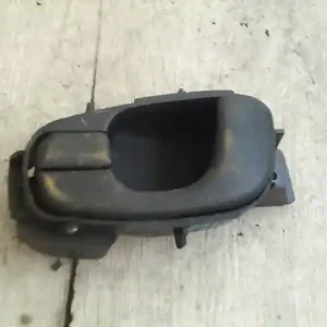 Szuper ajánlat DAEWOO LANOS -01 Bal első belső kilincs bontott alkatrész