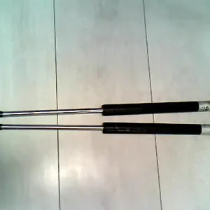 Akció DAEWOO LANOS -01 Csomagtérajtó kitámasztó teleszkóp pozíció független5 ajtós bontott alkatrész