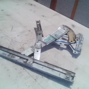 Vásárlói kedvenc DAEWOO MATIZ 01-05 Jobb hátsó ablakemelő szerkezet mechanikus bontott alkatrész