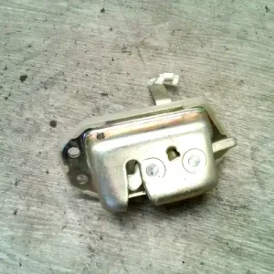 Utolsó esély DAEWOO MATIZ 98-01 Csomagtér ajtó zárszerkezet bontott alkatrész