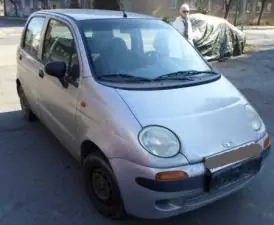 Vedd meg online DAEWOO MATIZ 98-01 Jobb fényszóró alatti bajusz díszléc bontott alkatrész