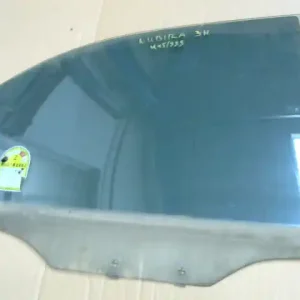 Rendeld meg most DAEWOO NUBIRA 97-99 Jobb hátsó ajtóüveg bontott alkatrész