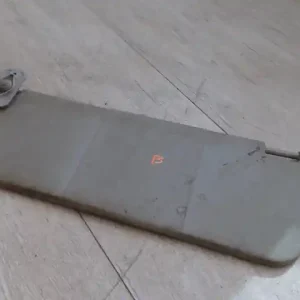 Utolsó esély DAEWOO RACER Bal napellenző bontott alkatrész