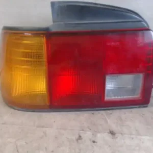 DAIHATSU CHARADE 93-96 Bal hátsó lámpa 4 ajtós, sedan bontott alkatrész Kiárusítás