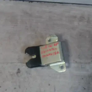 Legjobb ár DAIHATSU CHARADE 93-96 Csomagtérajtó zárszerkezet 4 ajtós, sedan bontott alkatrész