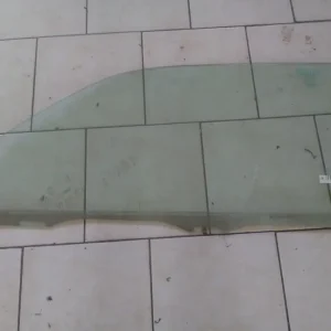 DAIHATSU COURE Bal első ajtóüveg 3 ajtós bontott alkatrész Ajánlat