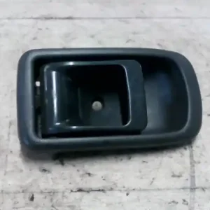 Bestseller DAIHATSU COURE Jobb első belső kilincs bontott alkatrész