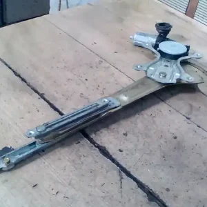 DAIHATSU Cuore 2003-2005( L251) Bal első ablakemelő szerkezet elektromos 5 ajtós bontott alkatrész Népszerű