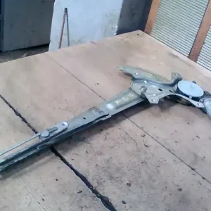 DAIHATSU Cuore 2003-2005( L251) Jobb első ablakemelő szerkezet elektromos 5 ajtós bontott alkatrész Alacsony ár