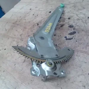 DAIHATSU Cuore 2007- (L276) Jobb hátsó ablakemelő szerkezet mechanikus 5 ajtós bontott alkatrész Ingyenes szállítás