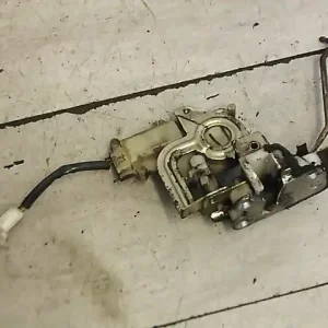 Akciós ár DAIHATSU MOVE 94.06-99-11 Csomagtér ajtó zárszerkezet központizárasbontott alkatrész