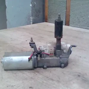 Ajánlat FIAT BRAVA Ablaktörlő motor hátsó 5 ajtós bontott alkatrész