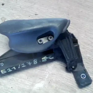 Vedd meg online FIAT BRAVO Jobb első belső kilincs bontott alkatrész