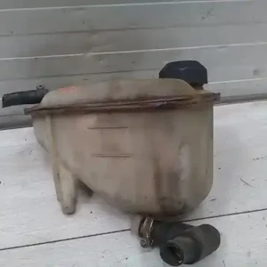 Végkiárusítás FIAT CINQUECENTO Kiegyenlítő tartály bontott alkatrész