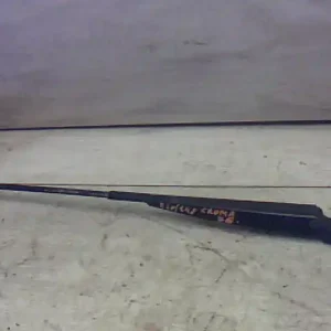 Vedd meg most FIAT Croma 1985.12.01-1990.12.31 Ablaktörlő kar jobb első 1.9tdibontott alkatrész