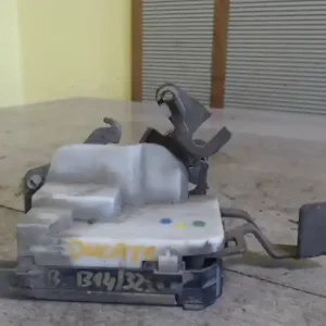 Végkiárusítás FIAT DUCATO 94-02 Bal első ajtó zárszerkezet mechanikus 3 ajtós bontott alkatrész