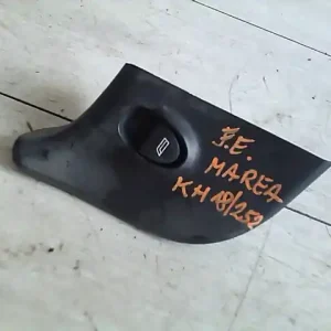 Akció FIAT MAREA Jobb első ablakemelő kapcsoló bontott alkatrész