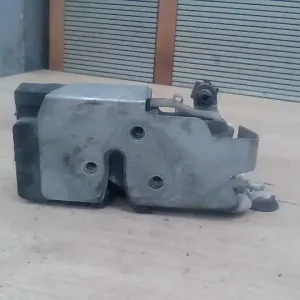 Végkiárusítás FIAT MAREA Jobb hátsó ajtó zárszerkezet központi záras kombi bontott alkatrész