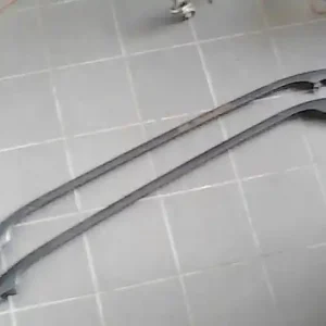 Vedd meg most FIAT MAREA Jobb tetőcsomagtartó hosszanti sín tetősín bontott alkatrész