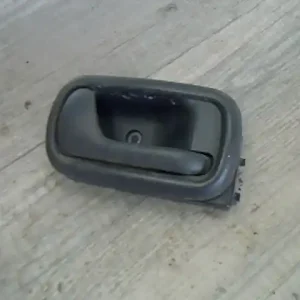 Vedd meg online FIAT PUNTO I. Jobb első belső kilincs bontott alkatrész