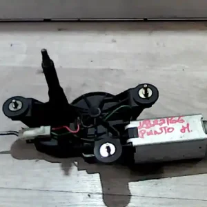 Akciós ár FIAT PUNTO II. Ablaktörlő motor hátsó bontott alkatrész