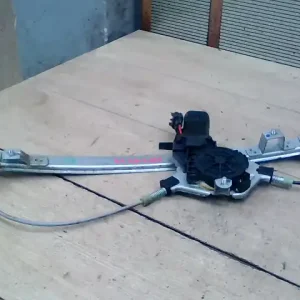 Akció FIAT PUNTO II. Bal első ablakemelő szerkezet elektromos 5 ajtós bontott alkatrész