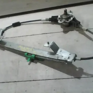 Végkiárusítás FIAT PUNTO II. Bal hátsó ablakemelő szerkezet bontott alkatrész