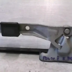 Ajánlat FIAT PUNTO II. Motorháztető bal zsanér bontott alkatrész