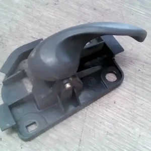 Végkiárusítás FIAT PUNTO III. Jobb első belső kilincs bontott alkatrész