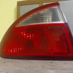Olcsó SEAT LEON 99- Bal külső hátsó lámpa 5 ajtós bontott alkatrész
