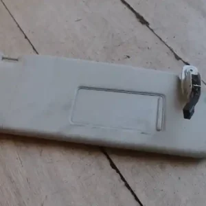 Legkelendőbb SEAT LEON 99- Jobb napellenző bontott alkatrész