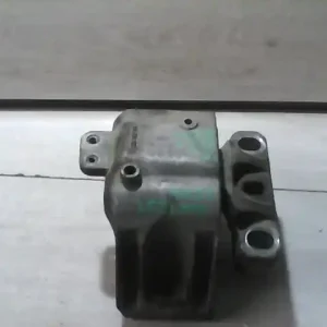 Nézd meg most SEAT LEON 99- Motortartó bakjobb oldali bontott alkatrész