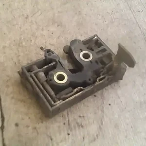 Akció SEAT TOLEDO -99 Bal hátsó ajtó zárszerkezet mechanikus bontott alkatrész