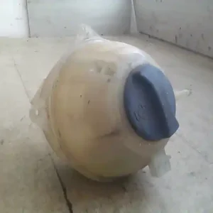 SEAT TOLEDO -99 Kiegyenlítő tartály bontott alkatrész Végkiárusítás