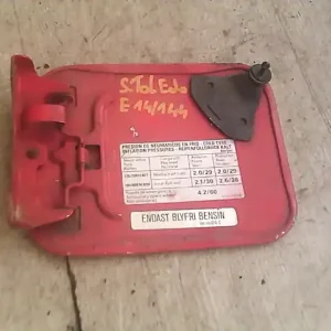 Kiárusítás SEAT TOLEDO -99 Tankajtó piros bontott alkatrész