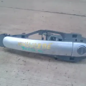 SEAT Toledo 1999.04.01-2004.09.30 Bal első külső kilincs dugózárral, kulcs nélkül bontott alkatrész Legnépszerűbb