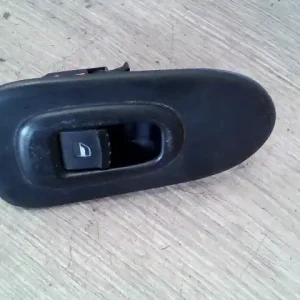 Korlátozott ajánlat SEAT Toledo 1999.04.01-2004.09.30 Jobb első ablakemelő kapcsoló bontott alkatrész