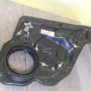 Különleges ajánlat SEAT Toledo 1999.04.01-2004.09.30 Jobb hátsó ablakemelő szerkezet mechanikus 4 ajtós bontott alkatrész