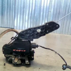 Szuper akció SEAT Toledo 1999.04.01-2004.09.30 Jobb hátsó ajtó zárszerkezet központi záras központizáras bontott alkatrész