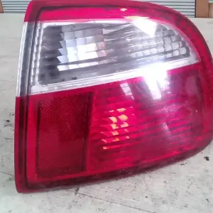 Bestseller SEAT Toledo 1999.04.01-2004.09.30 Jobb külső hátsó lámpa lépcsőshátú kivitel bontott alkatrész