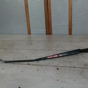 Azonnal elérhető SKODA FABIA 99-07 Ablaktörlő kar jobb első bontott alkatrész