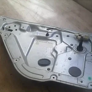 Exkluzív ajánlat SKODA FABIA 99-07 Bal hátsó ablakemelő szerkezet mechanikus bontott alkatrész