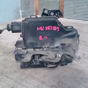 Újdonság SKODA FABIA 99-07 Bal hátsó ajtó zárszerkezet központi záras 5 ajtós bontott alkatrész