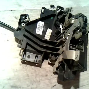 Azonnal elérhető SKODA FABIA 99-07 Bal hátsó ajtó zárszerkezet mechanikus bontott alkatrész