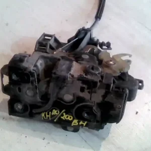 Ingyenes szállítás SKODA FABIA 99-07 Bal hátsó ajtó zárszerkezet mechanikus 4 ajtósbontott alkatrész