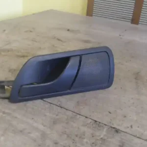 Azonnali szállítás SKODA FABIA 99-07 Bal hátsó belső kilincs 5 ajtós bontott alkatrész